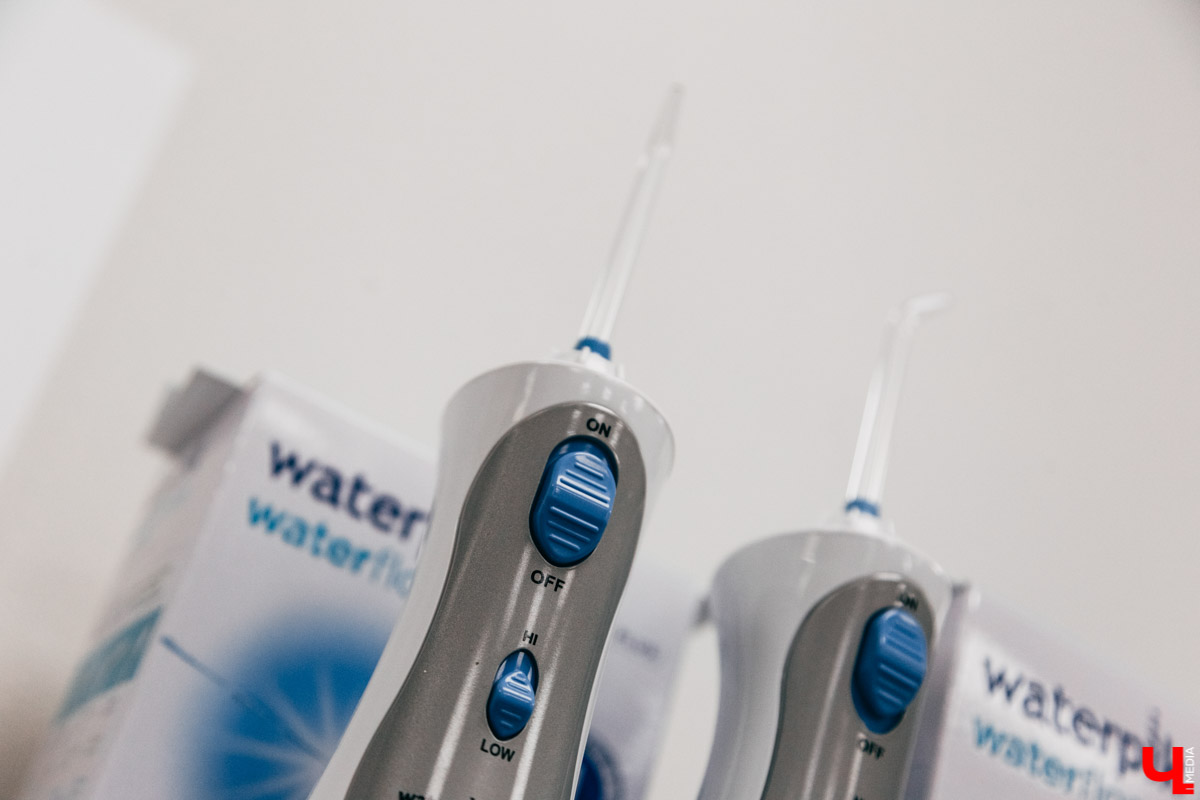 Начать новый год с новой белоснежной улыбкой — легко! Профессиональную помощь по обретению и восстановлению зубного ряда оказывают в «Лавиани». С «Ключ-Медиа» экспертным мнением на этот счет поделились врачи клиники — стоматолог-ортопед Никита Кадыков и хирург-имплантолог Алексей Комаров.