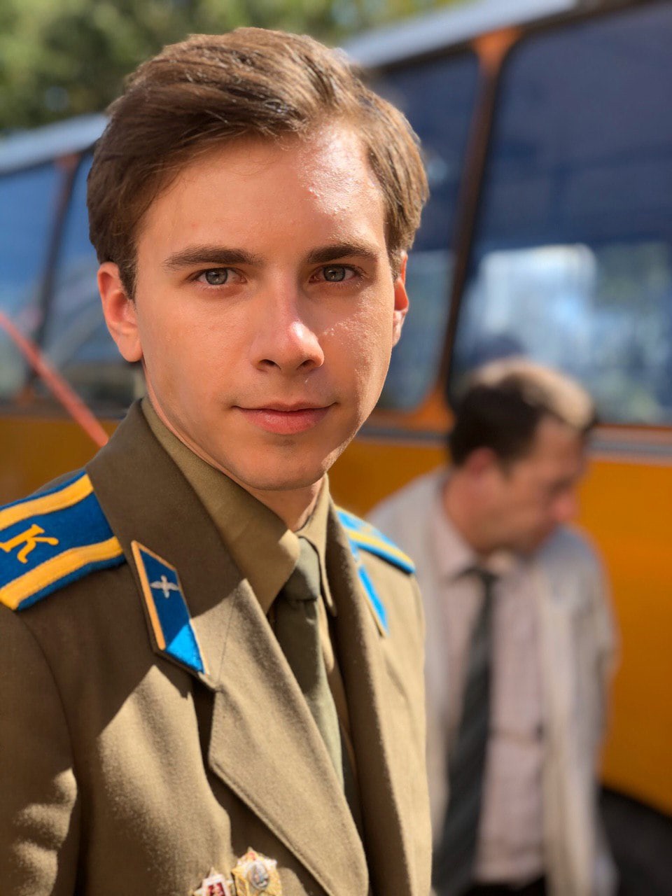 В ноябре в прокат вышел российский фильм «Небо», основанный на реальных событиях. Одну из главных ролей в нем сыграл 22-летний актер из Гусь-Хрустального Виталий Омельченко. Для него это была первая работа в кино, где случился и первый романтический эпизод.