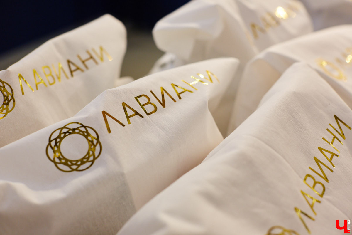 На протяжении семи лет в клинике «Лавиани» велись исследования по проблеме гиперпигментации кожи. Проблемой, с которой сталкиваются многие женщины и мужчины, но опускают руки. Все можно исправить и предотвратить теперь в специализированном Центре лечения пигментации. Рассказываем, каким образом.