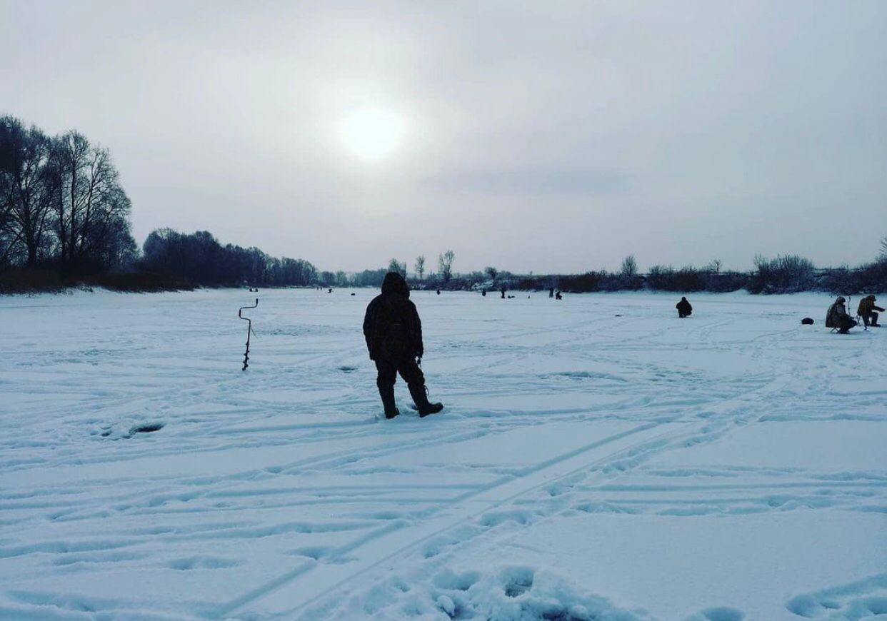 Птичку жалко и рыбку тоже. Но охота и рыбалка все еще остаются одними из самых популярных мужских увлечений. Хотя, не будем сексистами, не только мужских. Выведали у местных любителей хорошего улова и дичи некоторые тонкости их непростого хобби.