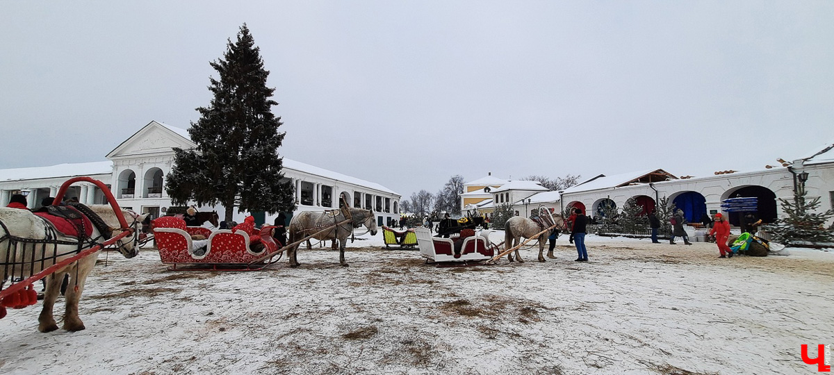 Где взять деньги на восстановление имения Храповицкого? А на реконструкцию памятников ЮНЕСКО? Как дела с ремонтом драмтеатра? Нашлись варианты ответов на эти вопросы и не только.