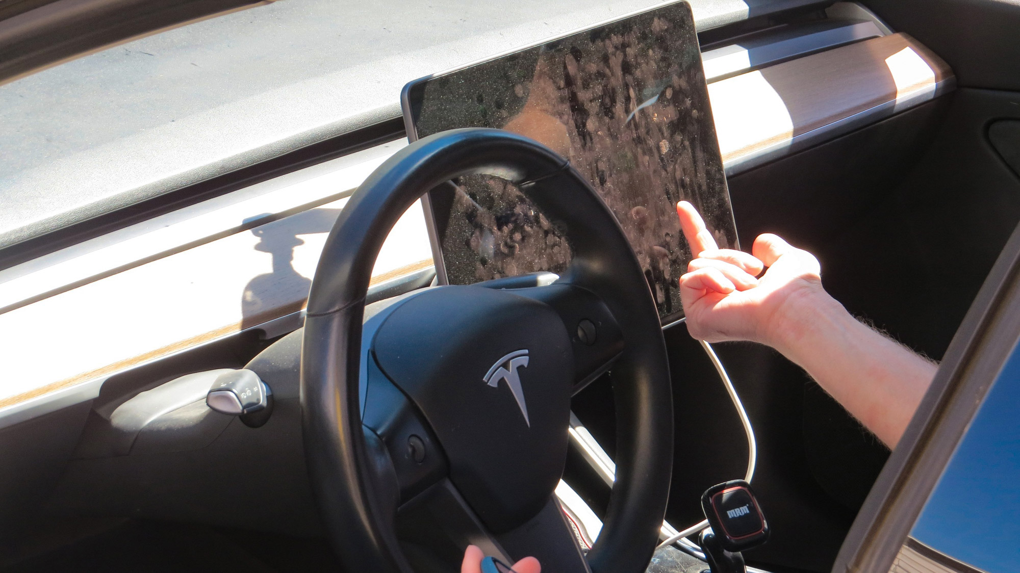 Минэнерго разработало правила субсидирования строительства зарядных станций в регионах. На дотации сможет претендовать и Владимирская область. Разбираемся с автоэкспертами, как это повлияет на число электрокаров и их популярность.