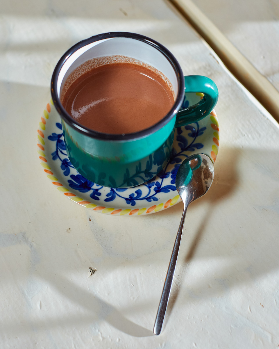 Зачем жители Владимира едут в Суздаль? Как показал опрос, большая часть «просто погулять» и обязательно «посидеть в ресторане». Но в каком? Открыли Tripadvisor и выбираем тот, что стоит на первом месте по популярности.