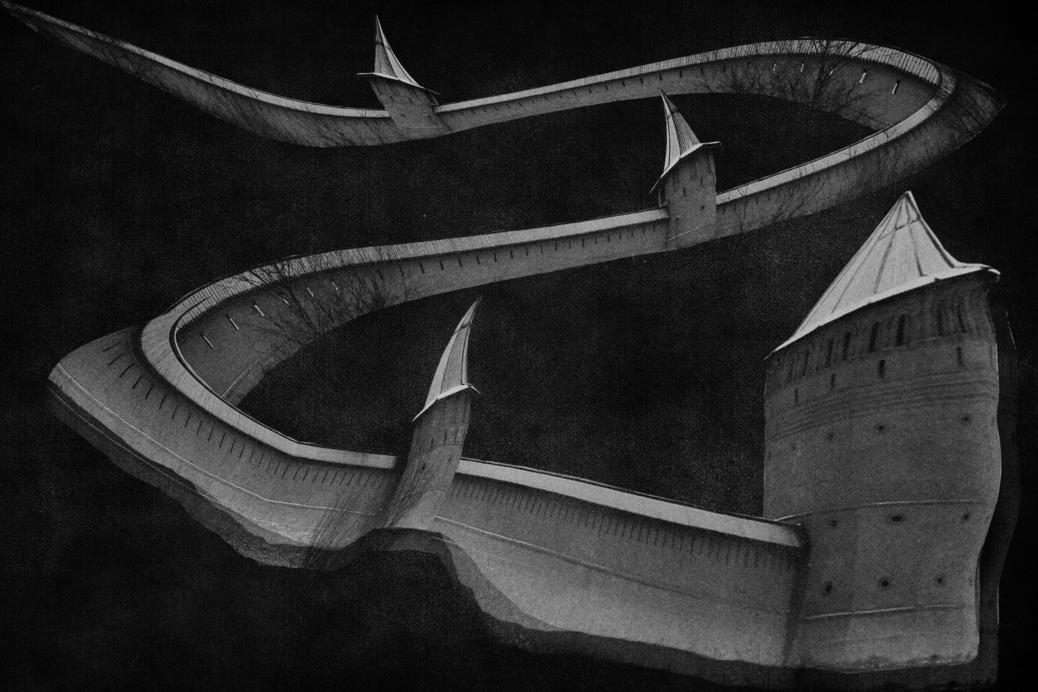 У каждого творца взгляд на мир особый. Есть он и у фотографа Марии Соколовой. Ее снимки - попытка передать внутреннее состояние. Своего рода фототерапия. Увлекательно? Да. Тем более что новая серия работ посвящена Суздалю. Думаем, таким вы его еще не видели.