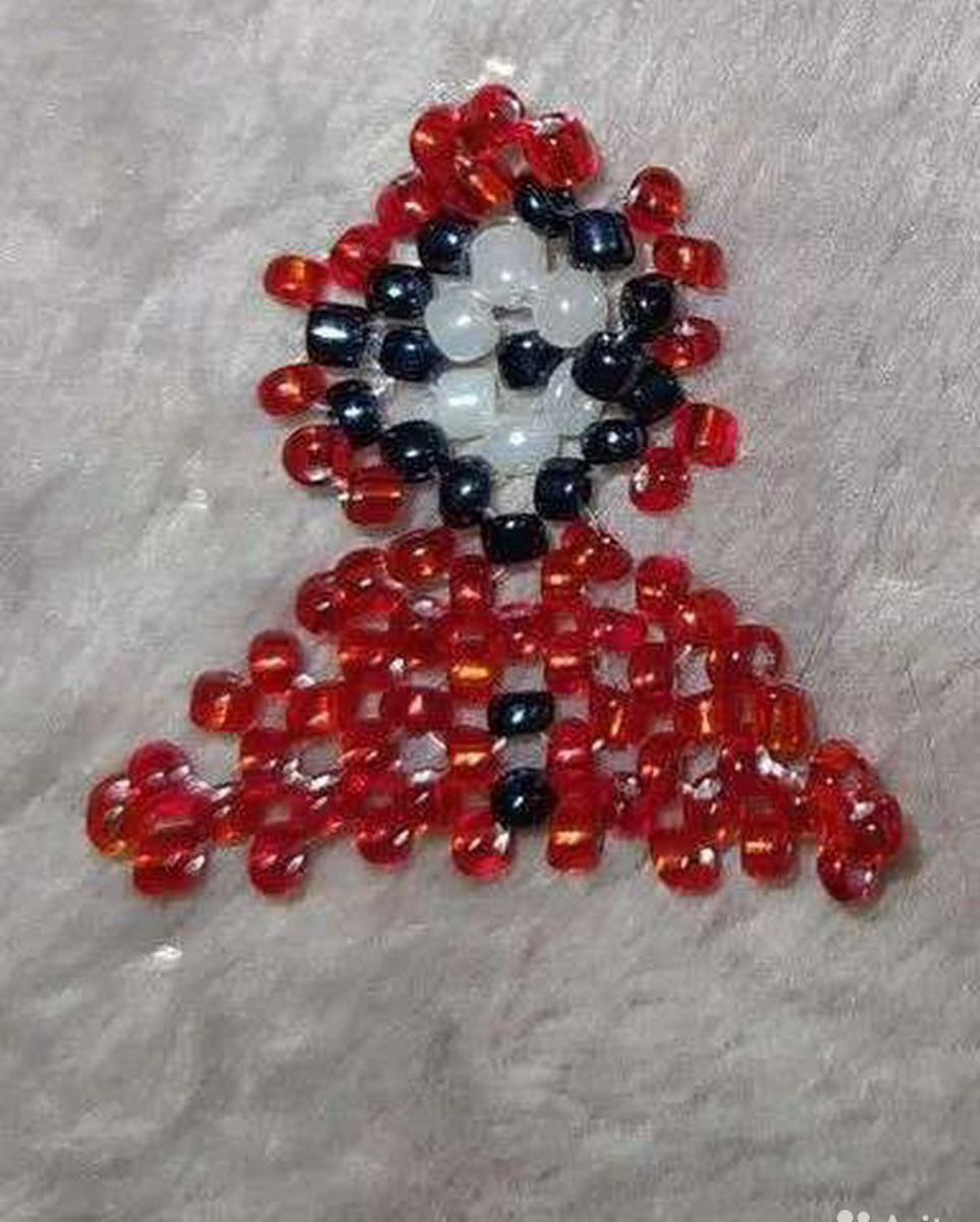 Редакция «Ключ-Медиа» собрала 5 доказательств, что сериал «Игра в кальмара» любят во Владимире, даже если совсем не хотят в этом признаваться. Игры, фотосессии, игрушки, пирожные и даже коллекционные портреты героев — фантазии фанатов не знают границ.