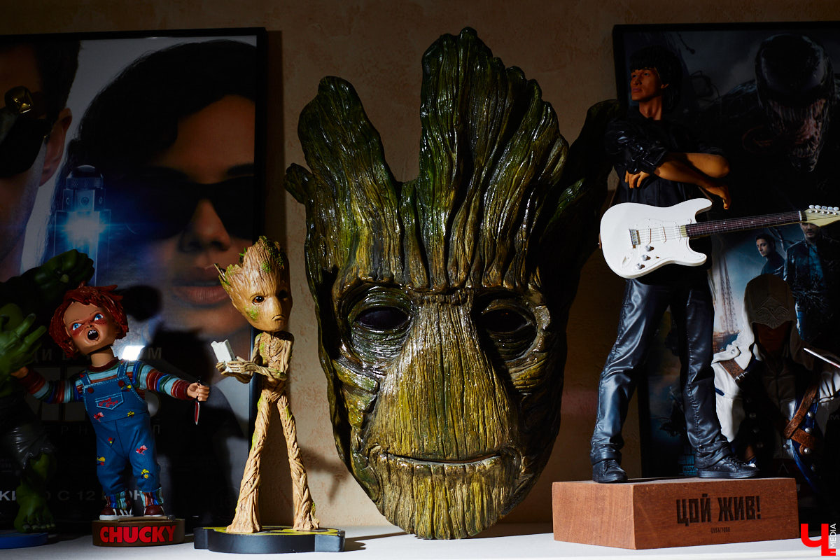 Владимирский киноман Александр Сыпченко собирает автографы, фигурки и маски с героями популярных фильмов. В коллекции молодого человека около ста экшн-игрушек из мира Голливуда!