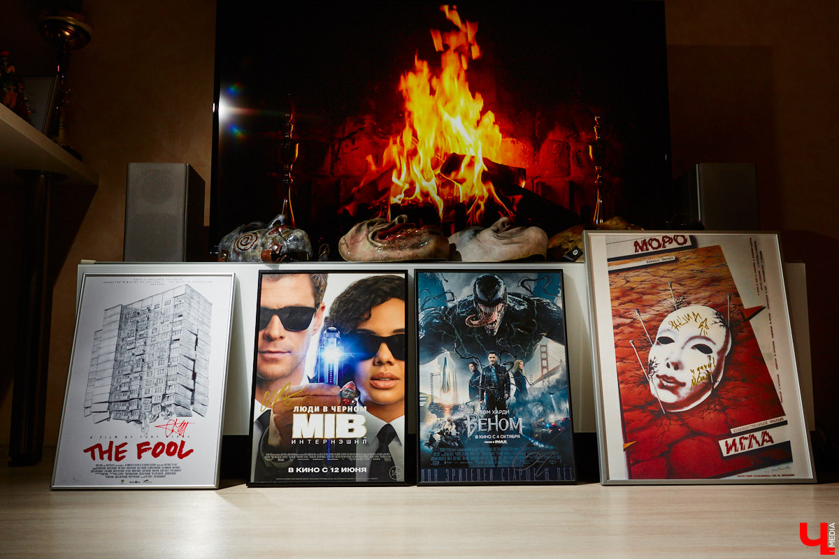 Владимирский киноман Александр Сыпченко собирает автографы, фигурки и маски с героями популярных фильмов. В коллекции молодого человека около ста экшн-игрушек из мира Голливуда!