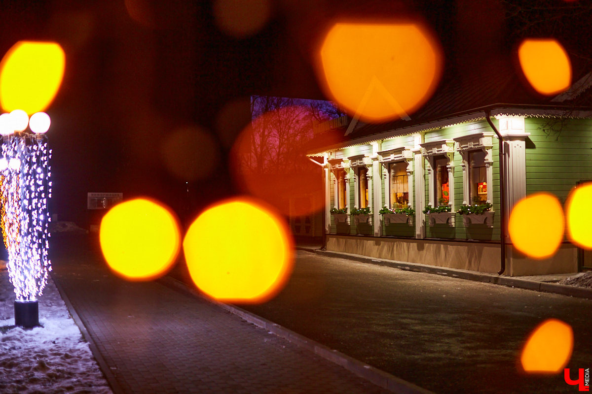 Десятого декабря был опубликован проект границ исторического поселения «Город Владимир». Как уменьшение значимой площади повлияет на горожан? Высказываются руководитель «Городских проектов» Виктория Алимова и ее коллеги из фонда «Внимание», специализирующегося на защите культурного наследия.