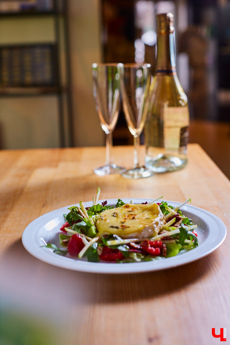 Волшебный салат в меню гармоничного новогоднего ужина для сомелье Любови Барило.