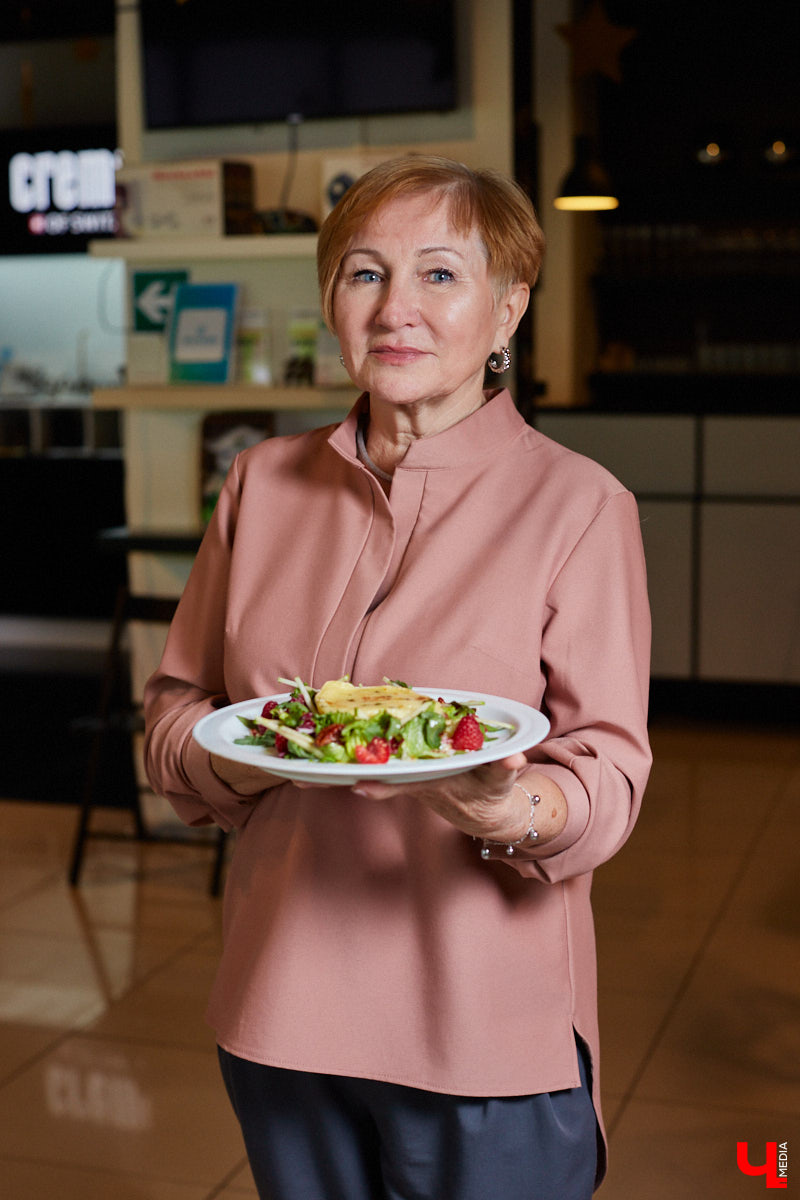 Волшебный салат в меню гармоничного новогоднего ужина для сомелье Любови Барило.