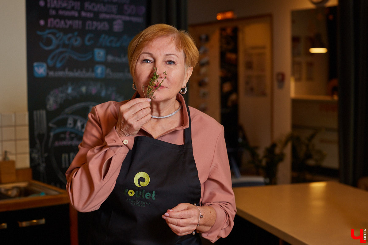 Волшебный салат в меню гармоничного новогоднего ужина для сомелье Любови Барило.