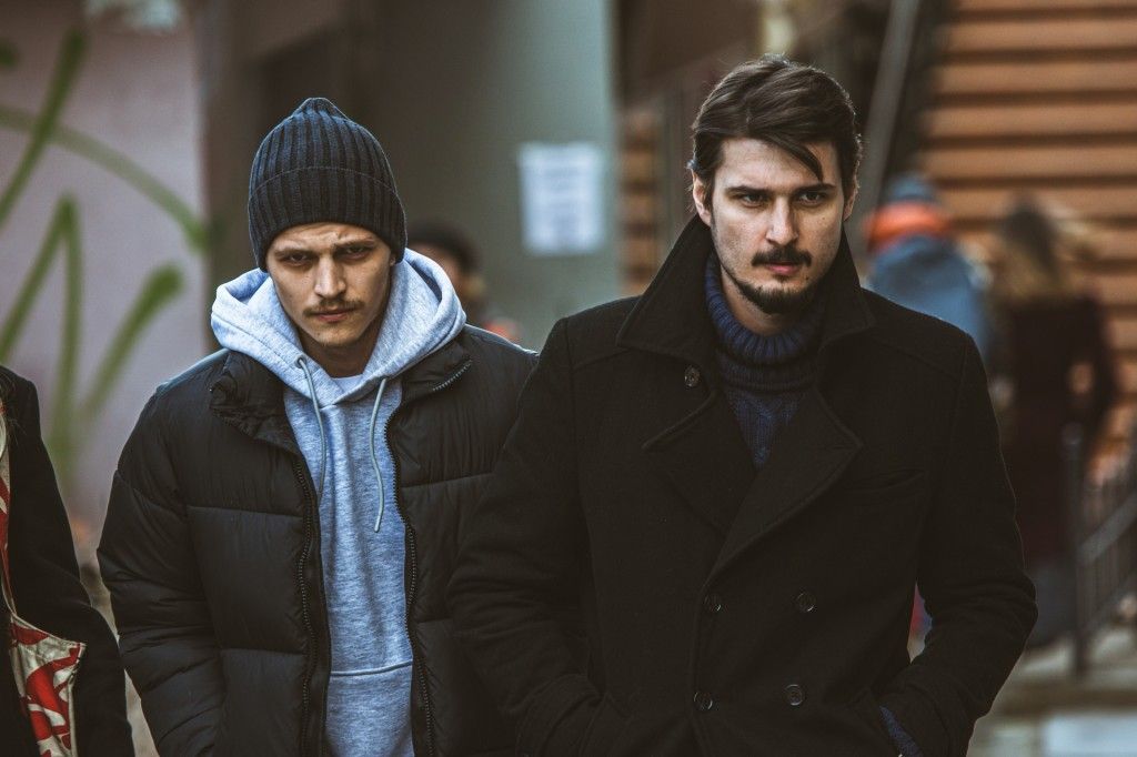 Фильм «Владивосток» Антона Борматова из Мурома вышел на большие экраны. Картина уже получила высокую оценку на фестивале в китайском Шэньчжэне. Жюри отдало ему победу в номинации «Лучший романтический фильм».