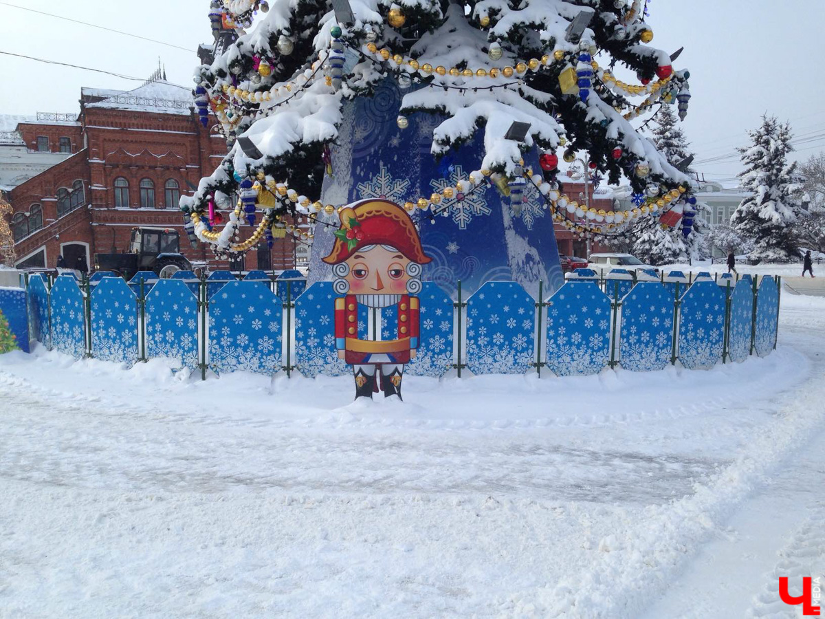 10 дней до Нового года, а в ленте ни одного праздничного снимка? Тогда одевайтесь и бегом на улицу! Украшенный город – идеальное место для сказочной фотосессии.