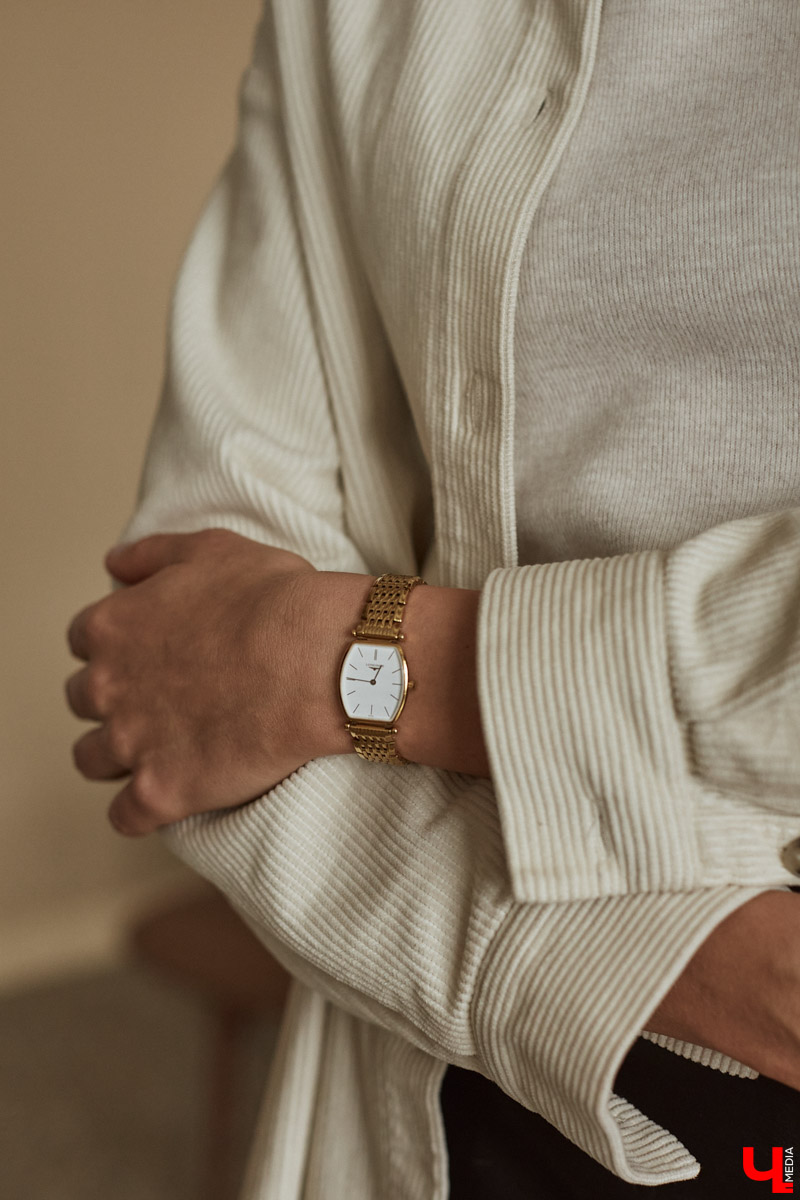 Анастасия Шустикова — основатель и креативный директор владимирского модного бренда. Раскрываем секреты стильной бизнесвумен: естественный макияж, smart casual и привлекательные акценты.