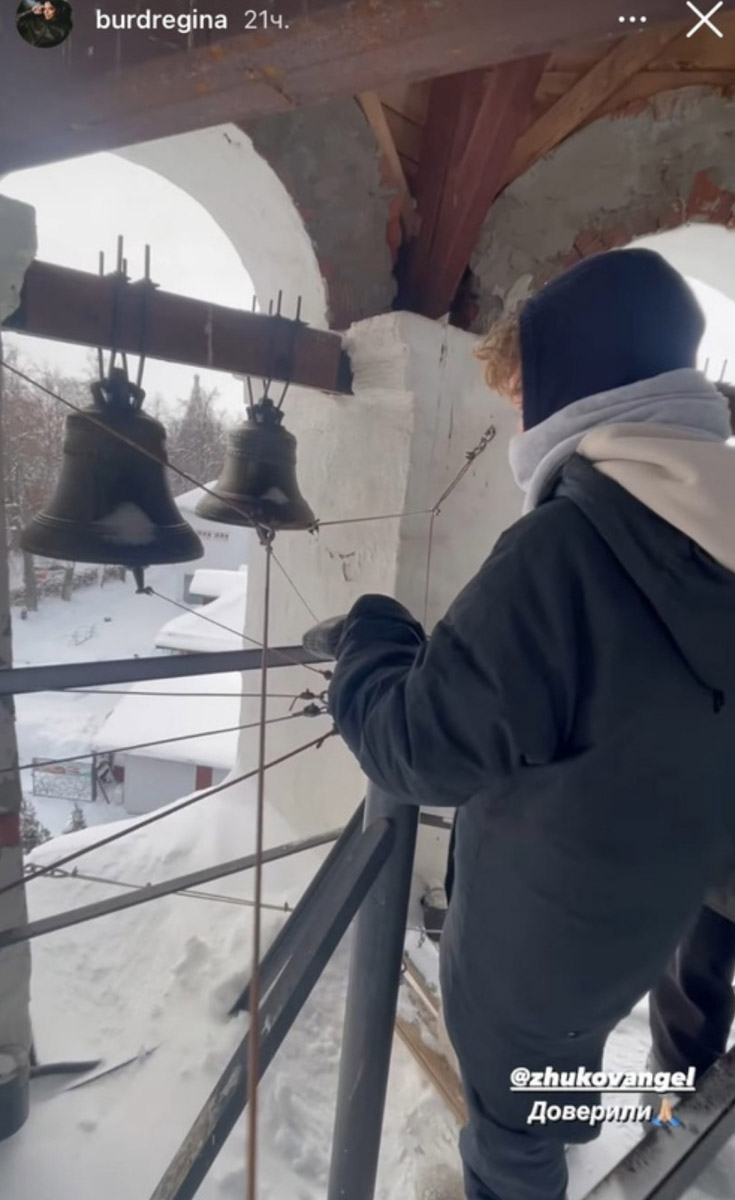 Солист группы «Руки вверх» Сергей Жуков приехал во Владимирскую область. Музыкант любит активный отдых, поэтому простым прогулкам у нас он предпочел освоение новых профессий!