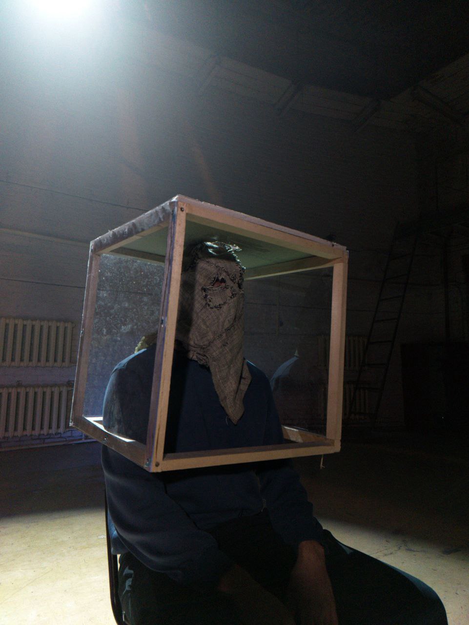 Заброшенная территория и шесть участников; три раунда, опарыши и кузнечики. Ната Доброта делится впечатлениями со съемок хоррор-квеста для YouTube-канала «This Is Rocket». Спойлер: не все пошло по плану.