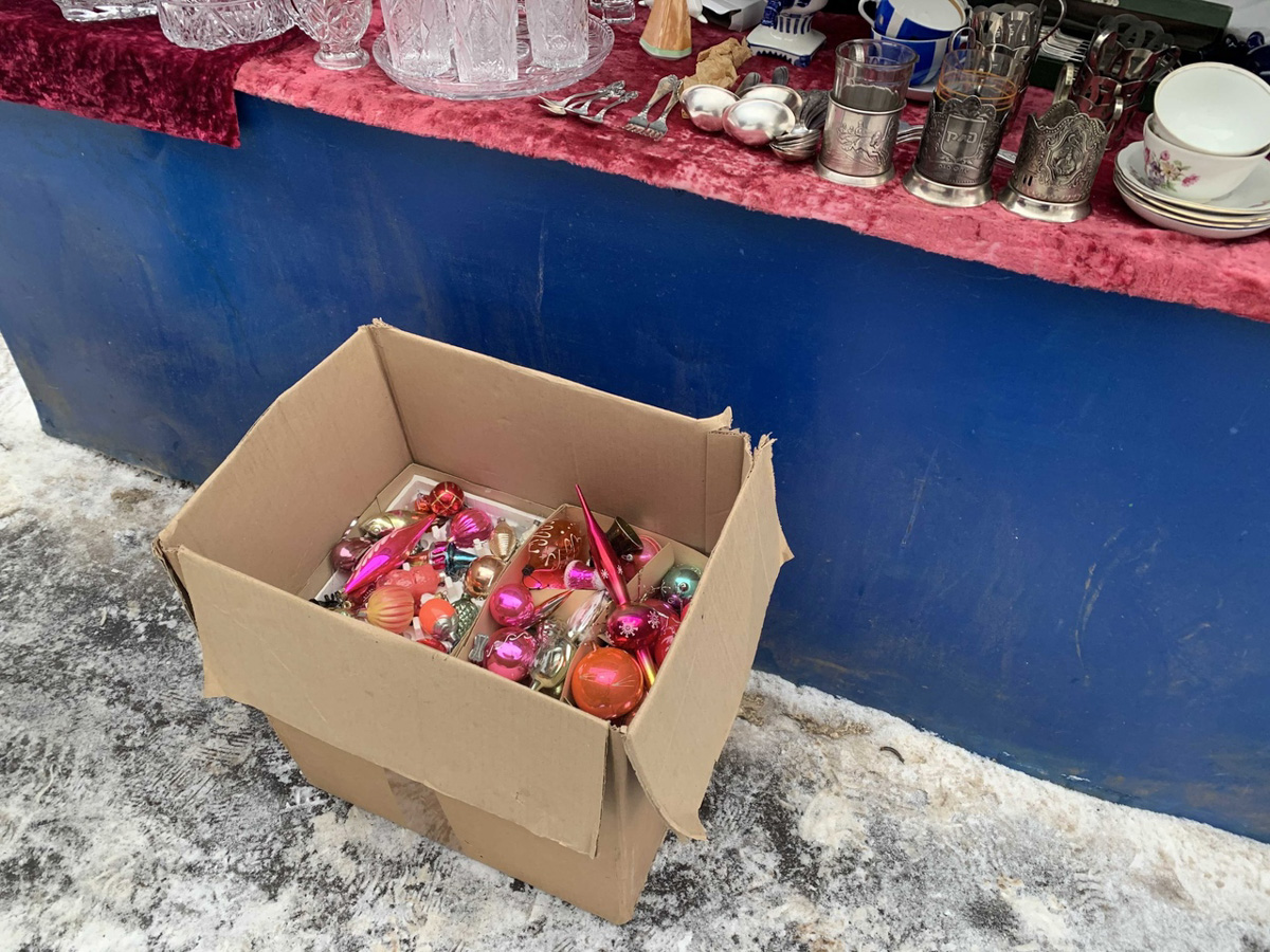 Спрос на советские елочные игрушки вырос в два раза. Интерес к ним усиливается год от года. Журналист Елена Пляскина начала собирать свою коллекцию игрушек времен СССР еще пять лет назад. О ней, ценах и секретах «охоты» на редкие экземпляры она рассказала в интервью «Ключ-Медиа».