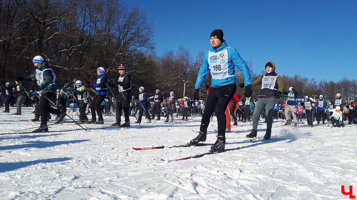 Мы не сомневаемся, что читатели «Ключ-Медиа» даже в самую лютую стужу продолжают развлекаться на свежем воздухе и хорошо знакомы с «культовыми» локациями, предназначенными для активного отдыха. Но хорошая новость: ежегодно появляется все больше катков, лыжных трасс, склонов для тюбинга, поэтому позволим себе обновить список мест для зимних покатушек.