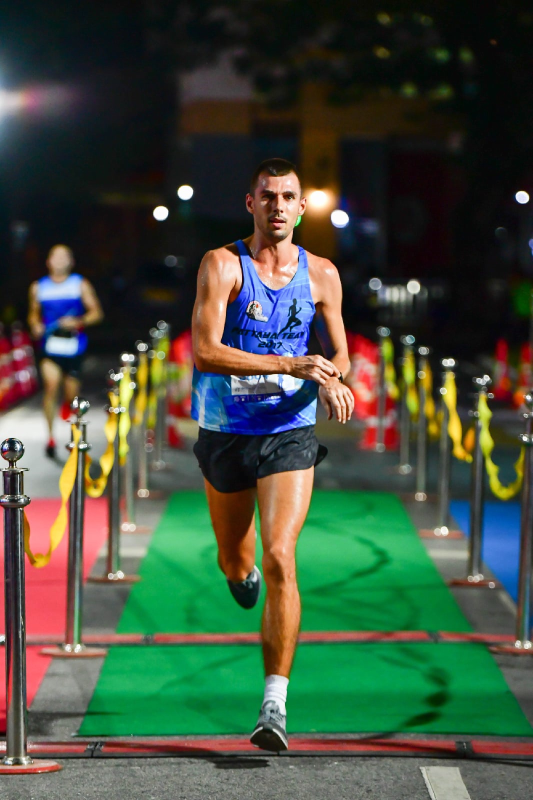 «Ключ-Медиа» не раз рассказывал вам о Владиславе Демьянове. Он не только победитель многочисленных турниров и кубков, но и автор книги «Забег длиною в жизнь». Вот только эта сама жизнь у спортсмена уже давно кипит в Таиланде. И каково оно? Это мы и решили выяснить у нашего сегодняшнего героя.