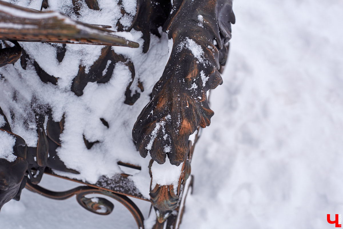 На территории «Добросельского» поселился кованый «Кот Учёный». Изменит ли инсталляция концепцию парка? Как владимирцы могут поучаствовать в установке новых арт-объектов? Ответы в материале.