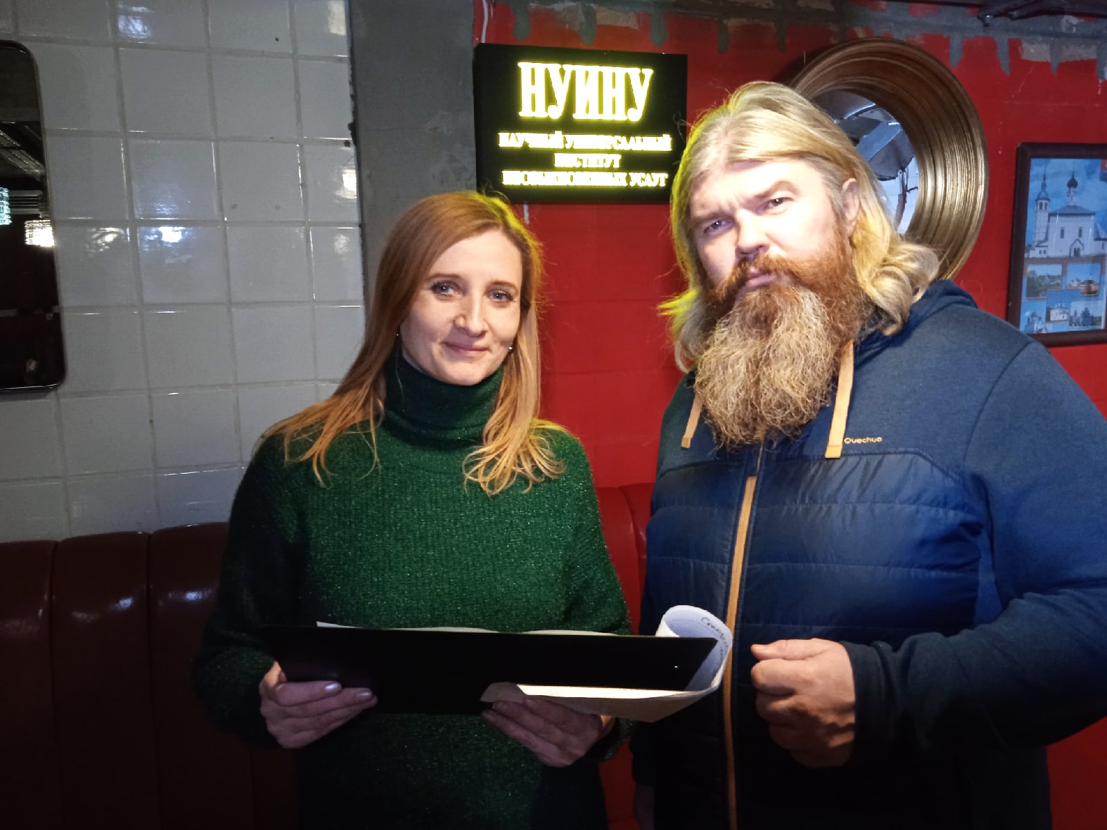 За первые дни нового года видео блогера из Владимира собрало более 50 тысяч просмотров в соцсетях, тысячи лайков и комментариев. Первый выпуск своего блога «Из точки в точку» Дарья Ермолина посвятила истории крупнейшего туристического объекта времен СССР и съемкам фильма «Чародеи», которые проходили на его территории.