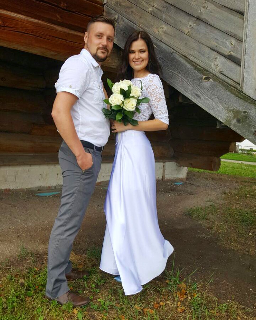 Чтобы работать на федеральном канале, журналисту из Владимира пришлось сбрить бороду и усы. В таком виде его не узнала даже жена. Кстати, она тоже журналист. О телевизионной семье, которая не боится менять города и каналы, мы сегодня и расскажем.