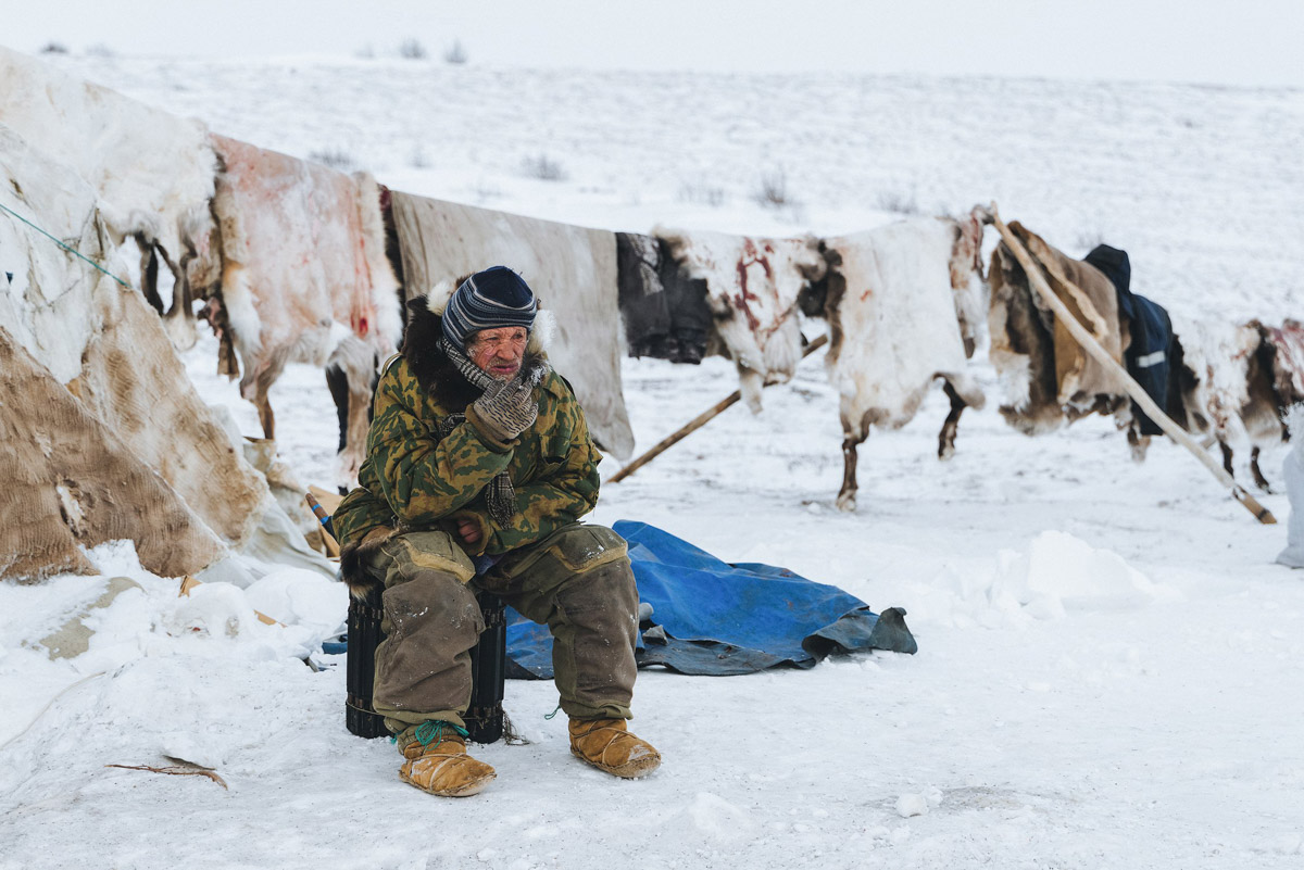 Андрей Белавин уже два года живет во Владимирской области. В январе стало известно, что одна из его работ стала лучшей на конкурсе «Самобытная Россия». Фотограф дал эксклюзивное интервью «Ключ-Медиа» и рассказал о своем путешествии на Чукотку, сотрудничестве с National Geographic, ТАСС, «Моя планета» и, конечно, о любви к Суздалю. Готовы увидеть невыносимо красивые фотографии? Смотрите и читайте!