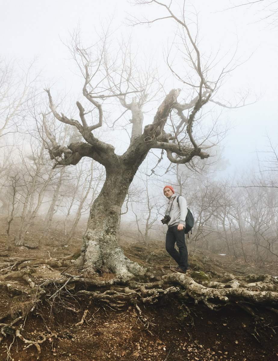 Андрей Белавин уже два года живет во Владимирской области. В январе стало известно, что одна из его работ стала лучшей на конкурсе «Самобытная Россия». Фотограф дал эксклюзивное интервью «Ключ-Медиа» и рассказал о своем путешествии на Чукотку, сотрудничестве с National Geographic, ТАСС, «Моя планета» и, конечно, о любви к Суздалю. Готовы увидеть невыносимо красивые фотографии? Смотрите и читайте!
