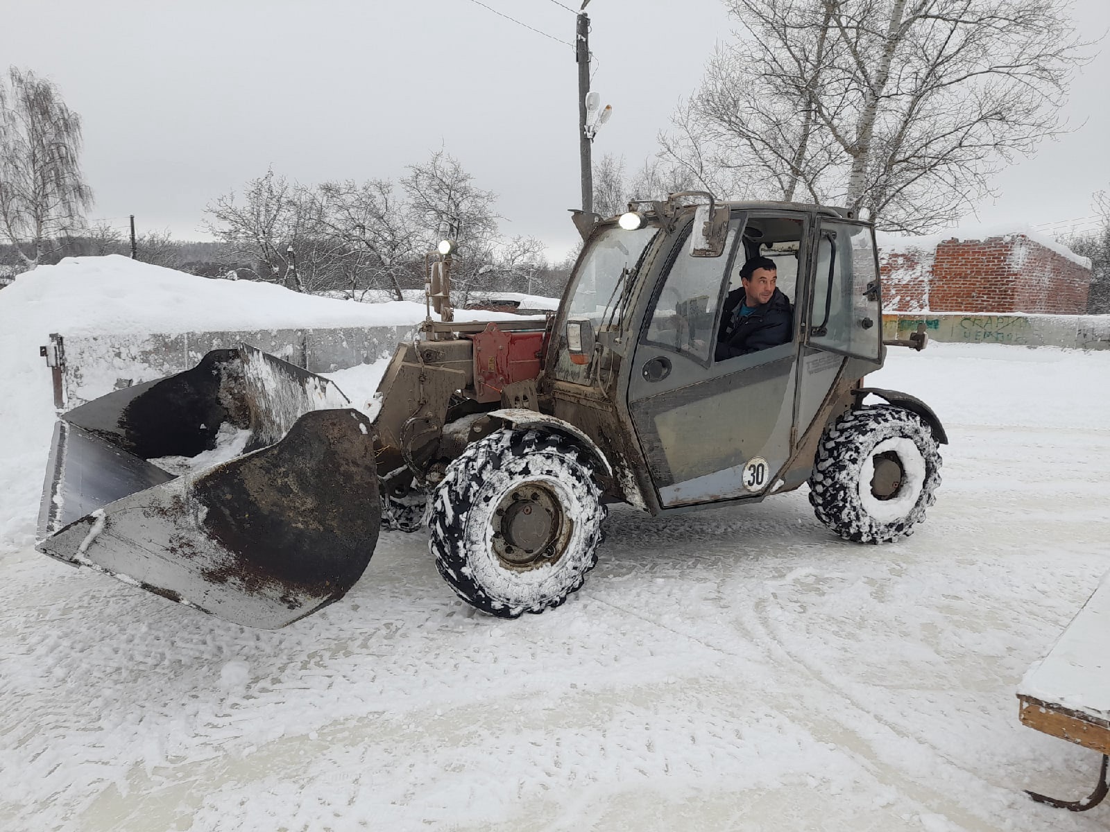 На каком этапе строительства находятся мосты через Клязьму и Оку? Что будет с проездным для детей и что не так с новой транспортной развязкой на Сперанского? Все, что происходит на дорогах и вокруг них, в обзоре недели.