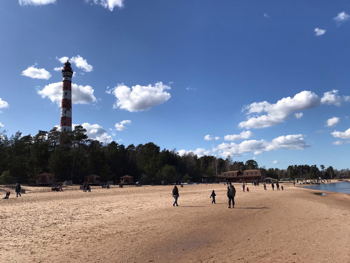 Наш коллега Александр Кюннап год назад переехал в Питер и теперь может сравнивать его с жизнью во Владимире.