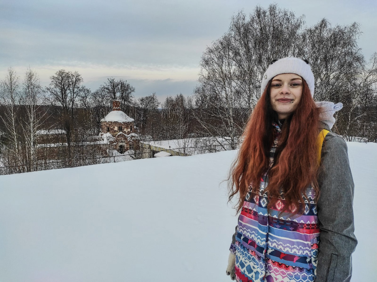 От памятника старины с ценными произведениями искусства до склада и заброшки путь всего в сотню лет. И история церкви в селе Барское-Татарово - тому наглядный пример.