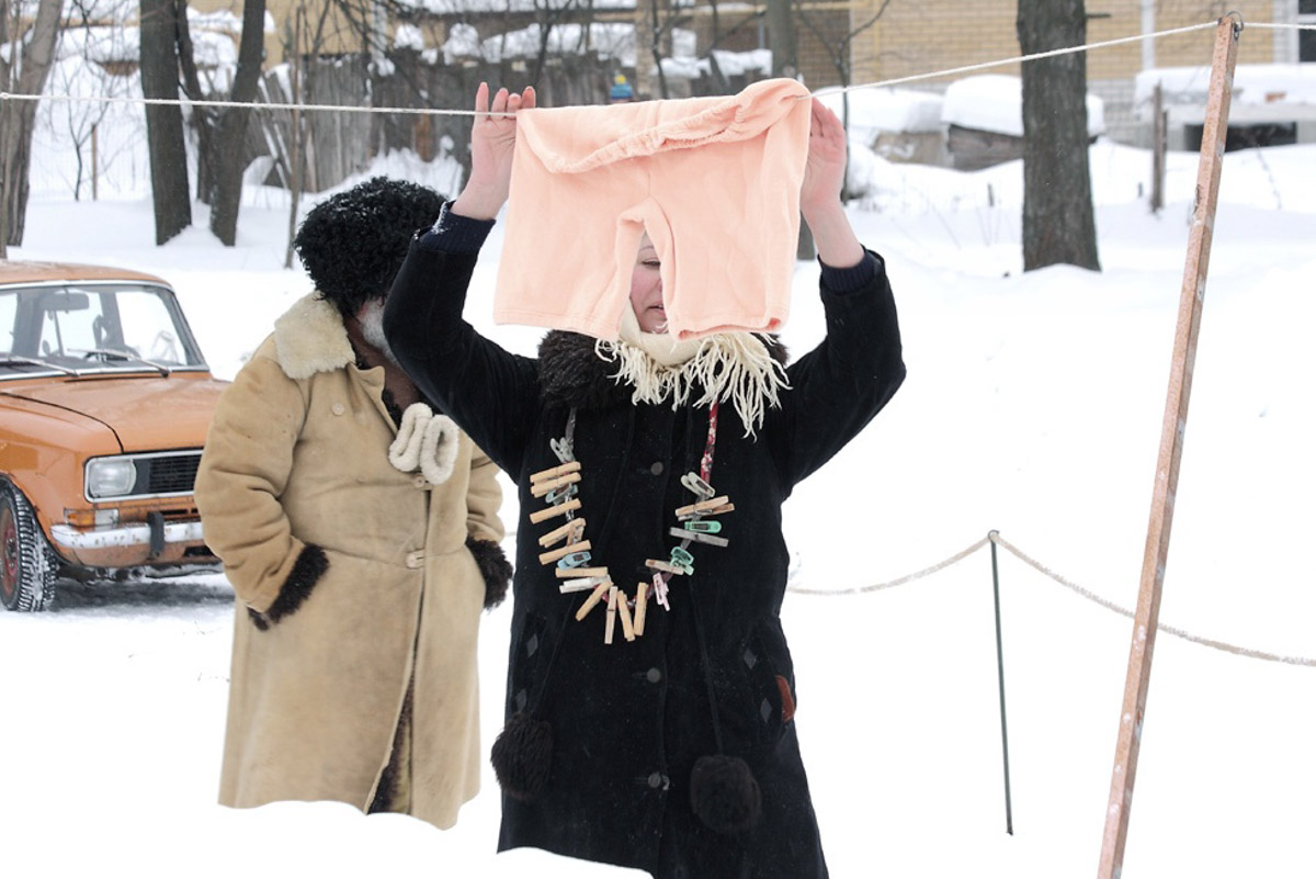 Каким выглядел Ковров 50 лет назад? Реконструкторы города оружейников знают ответ, а потому на днях предложили путешествие в прошлое. Масштабное действо позволило с головой окунуться в эпоху 70-х.