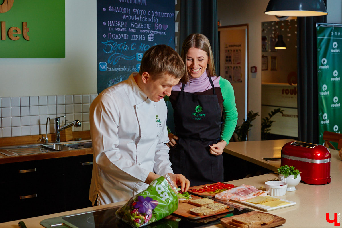 Сегодня готовим сэндвич с историей, за который приготовившую его девушку точно позовут замуж. Алёна Маркелова - тому подтверждение!