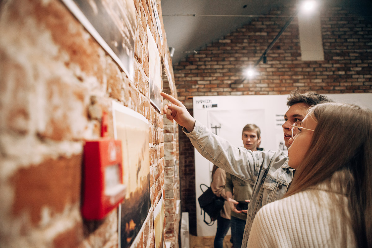 Дни авангарда и современного искусства в ЦСК «Флигель» — шоковая терапия для провинциального Владимира и новый опыт для артистической молодежи.