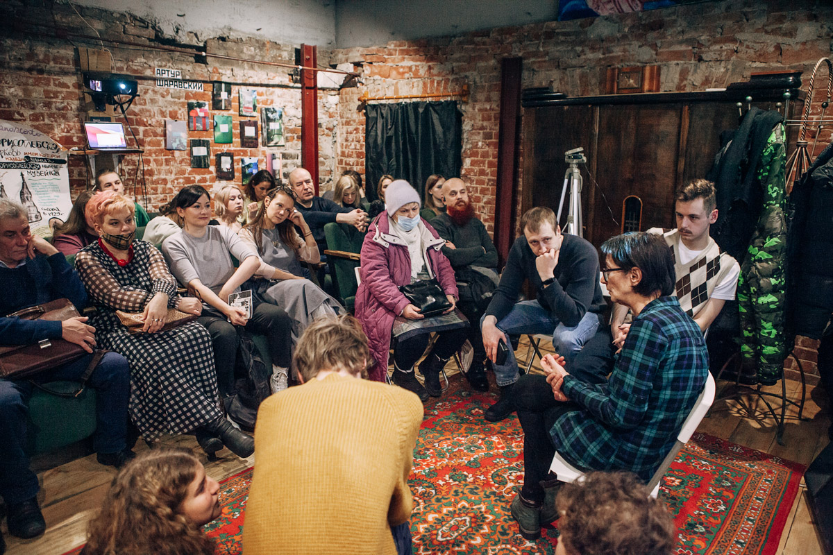 Дни авангарда и современного искусства в ЦСК «Флигель» — шоковая терапия для провинциального Владимира и новый опыт для артистической молодежи.