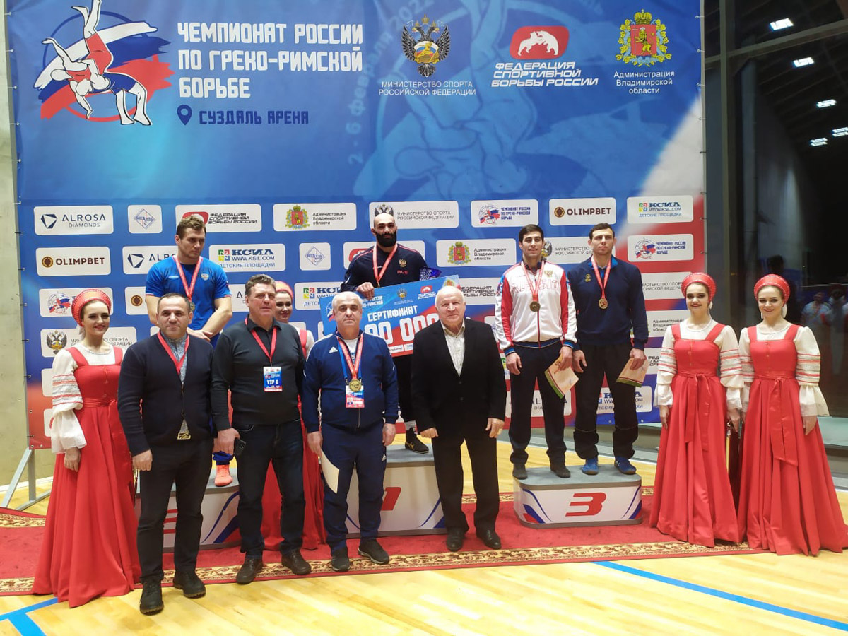 В Суздале завершился чемпионат России по греко-римской борьбе. Абуязид Манцигов и Артур Саргсян выиграли две золотые медали для сборной Владимирской области.