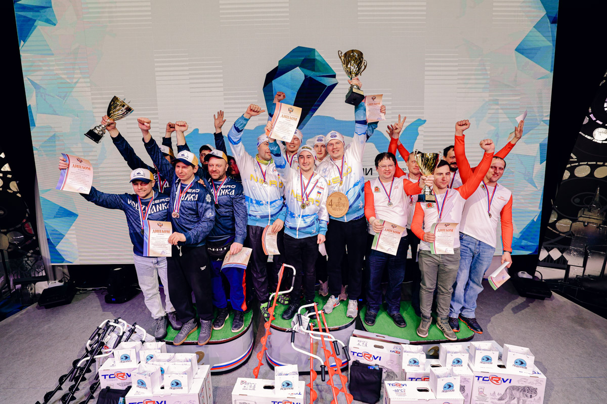 Раньше спортсменам Владимирской области рыбов показывали, но в других регионах страны, а теперь не то чтобы продают — лучше! Проводят Кубок России по ловле на мормышку со льда в Суздале.