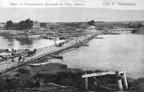 Мечтать о мосте через Клязьму — это норма. Сейчас хотелось бы второй построить, а когда-то чаяли увидеть хоть один, но надежный. Вспомним историю самого важного городского моста.