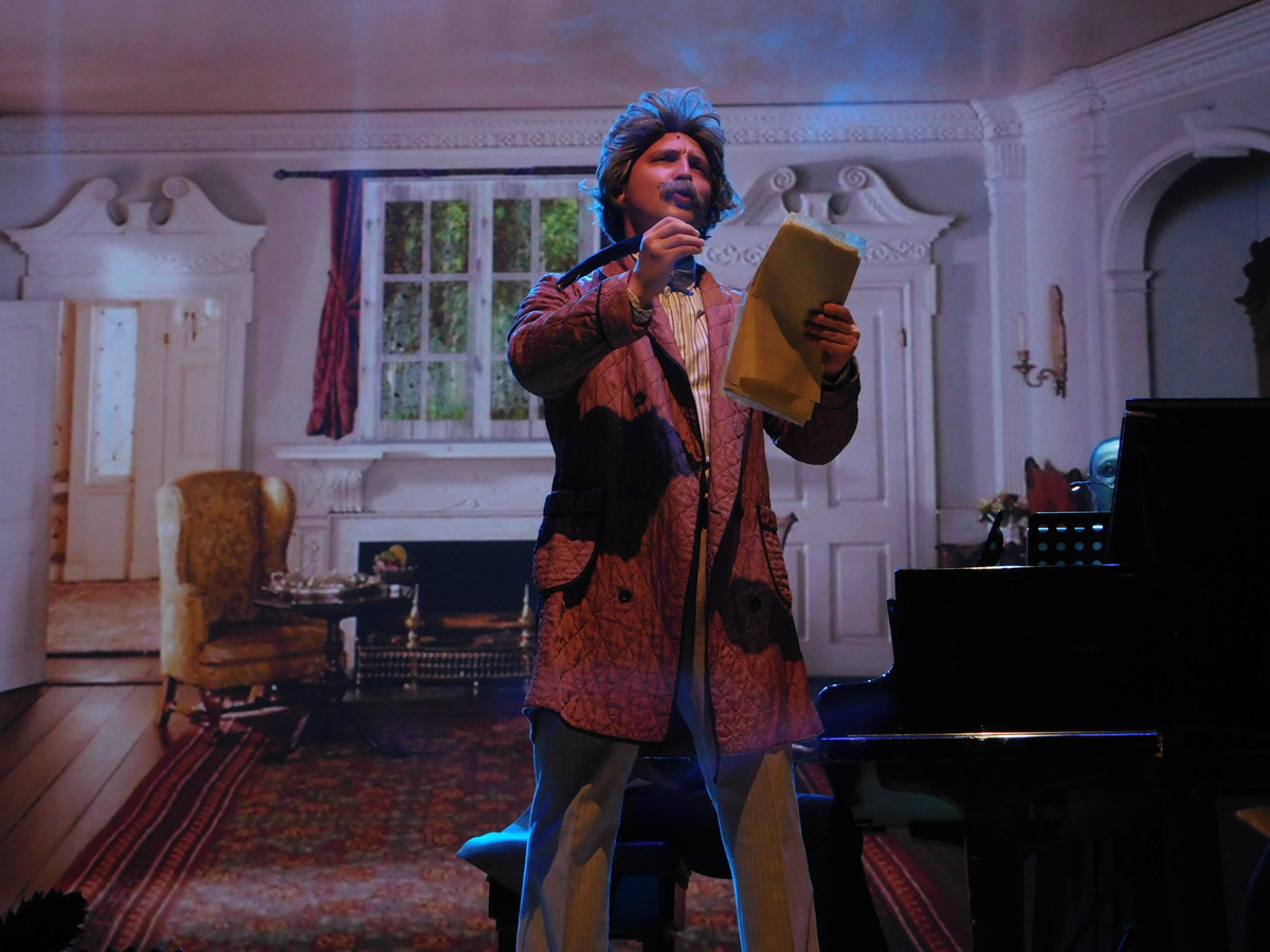 Симфо-рок, музыкальный вербатимы на важную тему, мюзиклы. Владимирская филармония меняется благодаря музыкально-просветительскому театру. Приготовьте свои «Пушкинские карты», а мы пока объясним, в чем заключается новая фишка давно знакомого проекта.