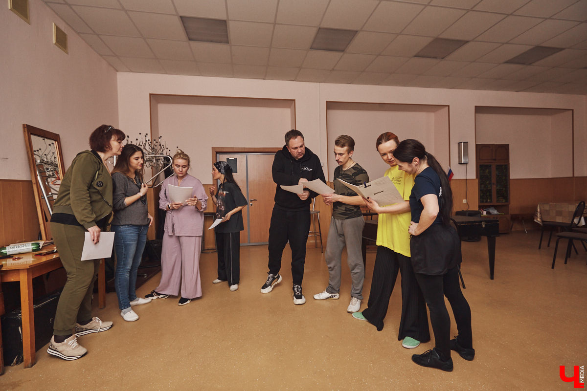 Симфо-рок, музыкальный вербатимы на важную тему, мюзиклы. Владимирская филармония меняется благодаря музыкально-просветительскому театру. Приготовьте свои «Пушкинские карты», а мы пока объясним, в чем заключается новая фишка давно знакомого проекта.