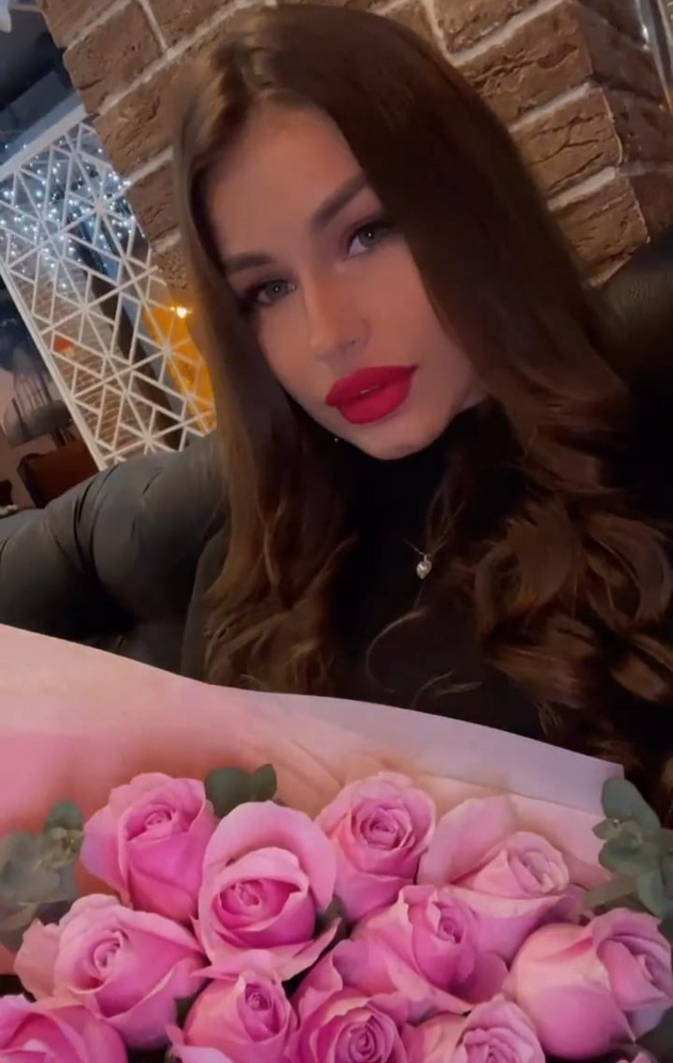 Рождение сына, море цветов и тематические фотосессии – это лишь часть воспоминаний о вчерашнем дне. 14 февраля у многих владимирцев однозначно удался!