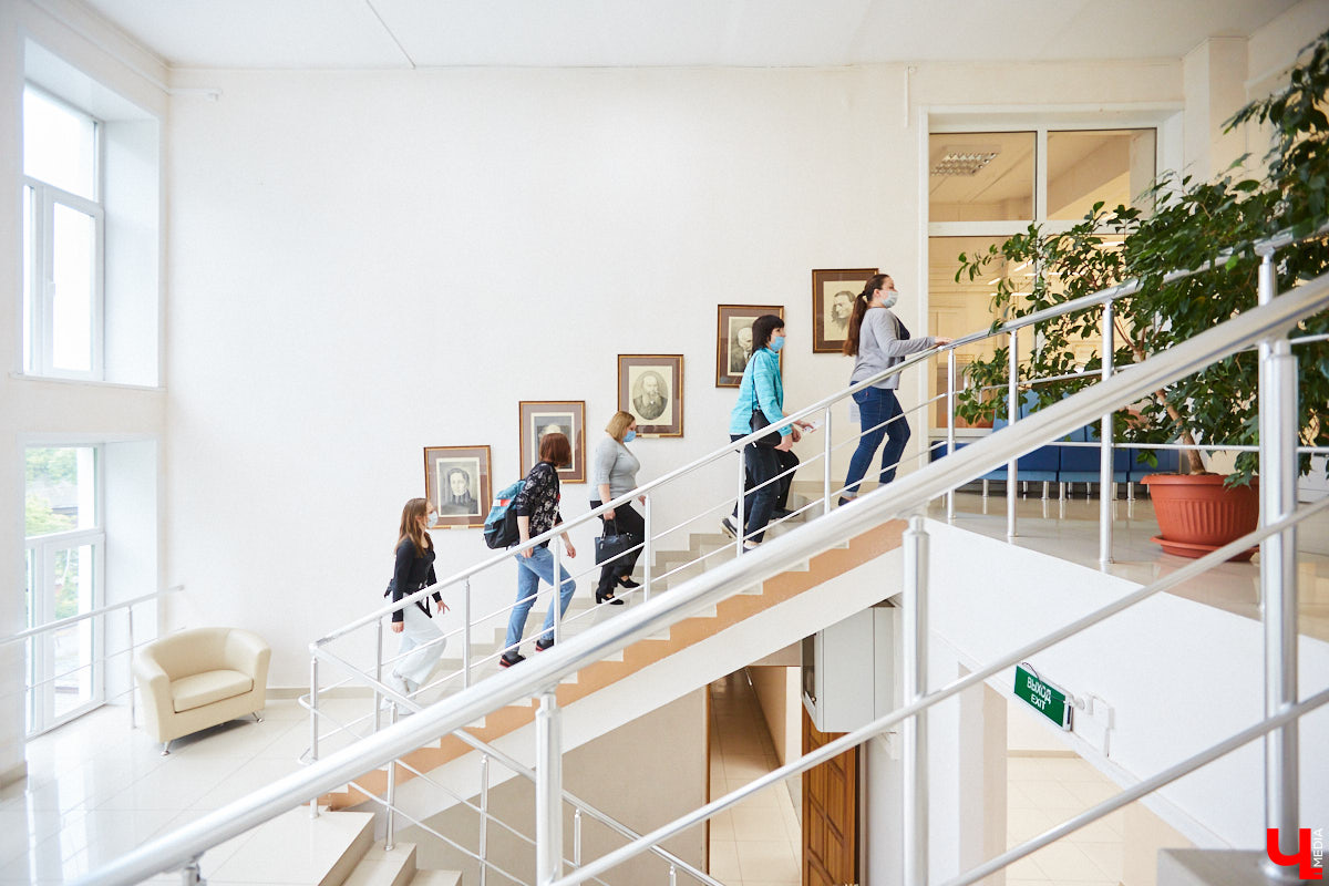 Птички запели, а стройки, ремонты и благоустройства в областном центре продолжились! Мы подготовили сразу три приятные новости для тех, кто болеет за комфорт областного центра.