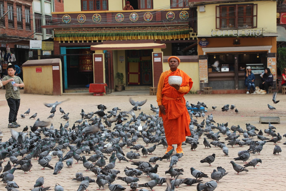 Татьяна Гордеева - журналист из Владимира. Вместе со своим мужем и сыном она путешествует по всему миру. Причем организованный тур семья не покупает. Маршрут и билеты выбирают самостоятельно. И делятся своим опытом на youtube-канале.