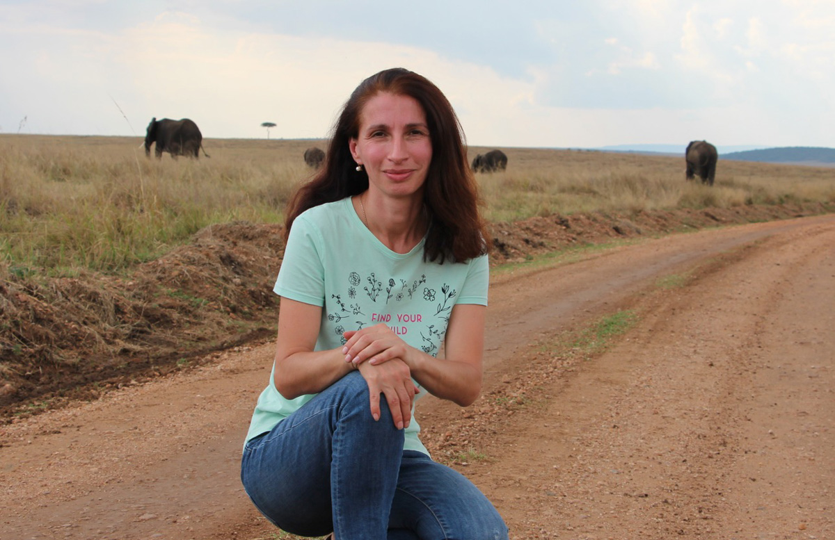 Татьяна Гордеева - журналист из Владимира. Вместе со своим мужем и сыном она путешествует по всему миру. Причем организованный тур семья не покупает. Маршрут и билеты выбирают самостоятельно. И делятся своим опытом на youtube-канале.