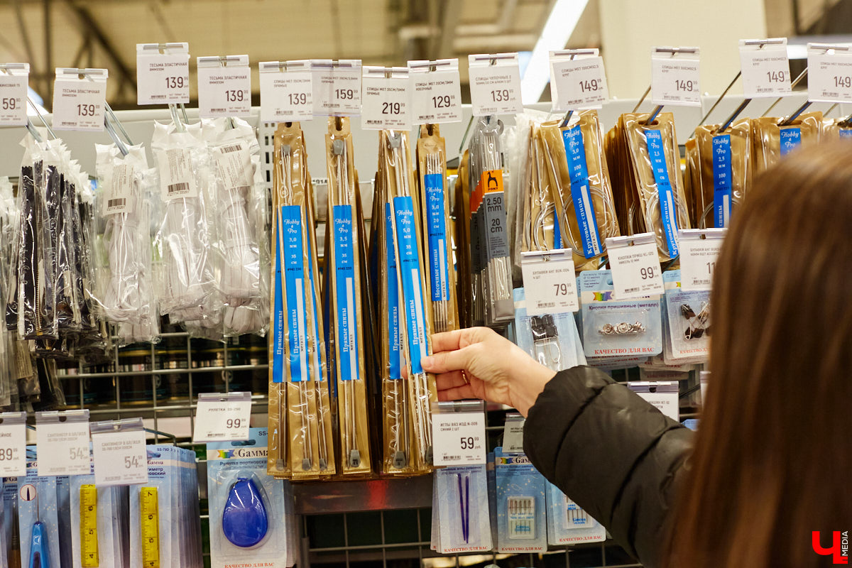 Ни одного, ни разу в жизни! Ольга Проноза – владимирский блогер, который входит в топ-10 самых популярных, в своем деле настоящий умелец, а вот кое в чем другом до недавних пор была чуточку профаном. Блины она в своей жизни ни разу не готовила, но наш кулинарный сенсей пришел ей на помощь. Вам, кстати, учения его тоже пригодятся, ведь рецепты мастера – нестандартные.