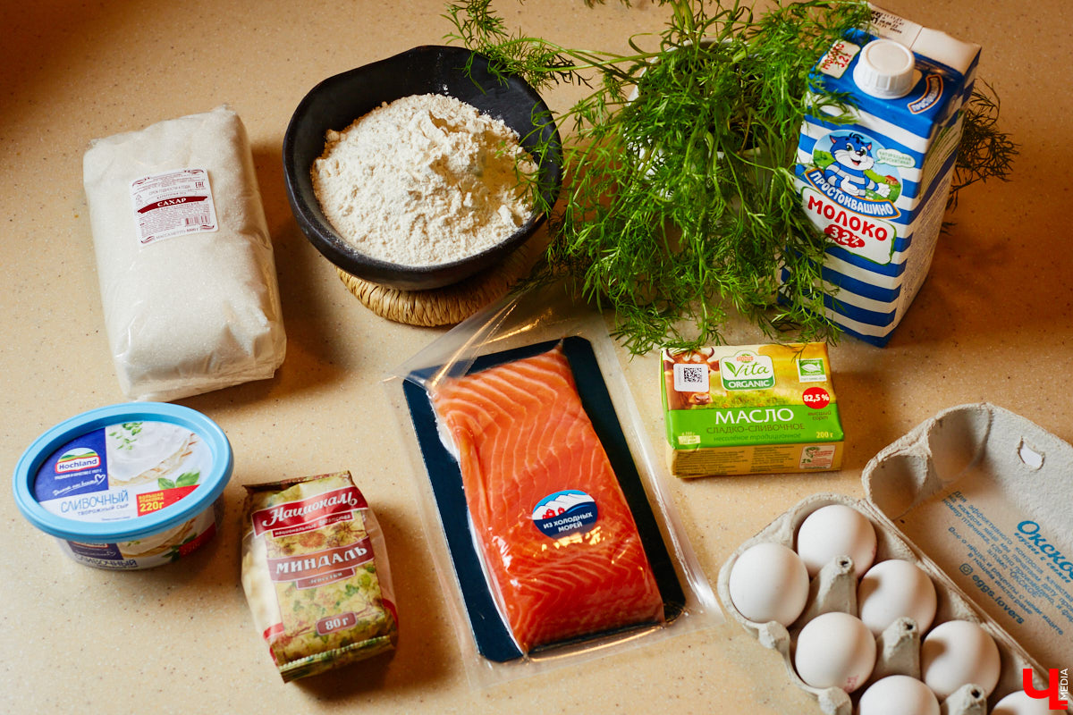 Ни одного, ни разу в жизни! Ольга Проноза – владимирский блогер, который входит в топ-10 самых популярных, в своем деле настоящий умелец, а вот кое в чем другом до недавних пор была чуточку профаном. Блины она в своей жизни ни разу не готовила, но наш кулинарный сенсей пришел ей на помощь. Вам, кстати, учения его тоже пригодятся, ведь рецепты мастера – нестандартные.