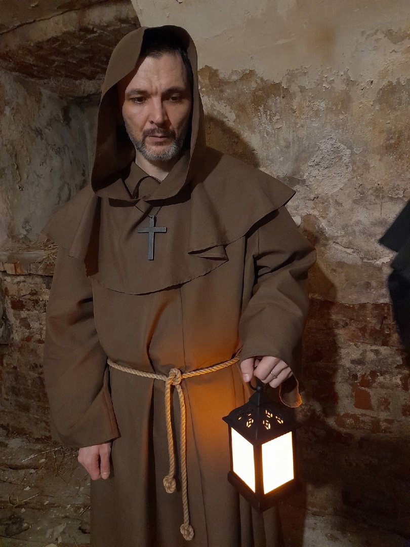 Узнаем у режиссера Сергея Миляева, какие изменения претерпела киношкола, к чему стремятся и о чем говорят местные авторы, а также даем конкретику, как стать человеком, руками которого создается кинокартина, или даже ее героем.