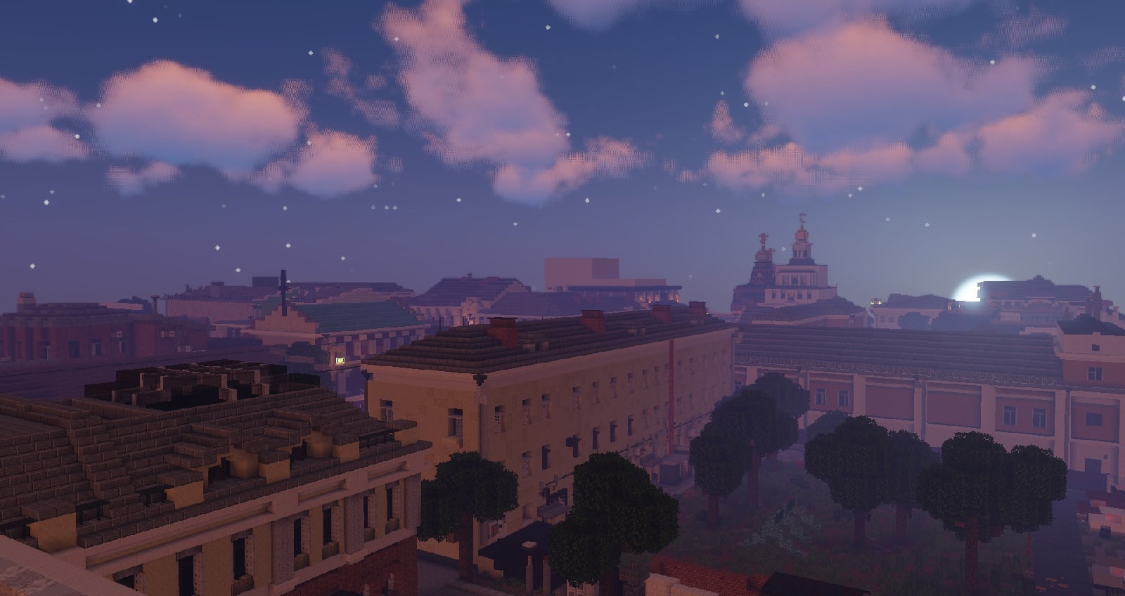 В шапке группы «Владимир | Город Майнкрафт» «ВКонтакте» обозначена дата начала строительства — 25 октября 2020 года. Когда карта будет готова — неизвестно. Однако она разрастается все больше, разработчики опубликовали тизер и скриншоты с приятной отсылкой в «родные 2015-е».