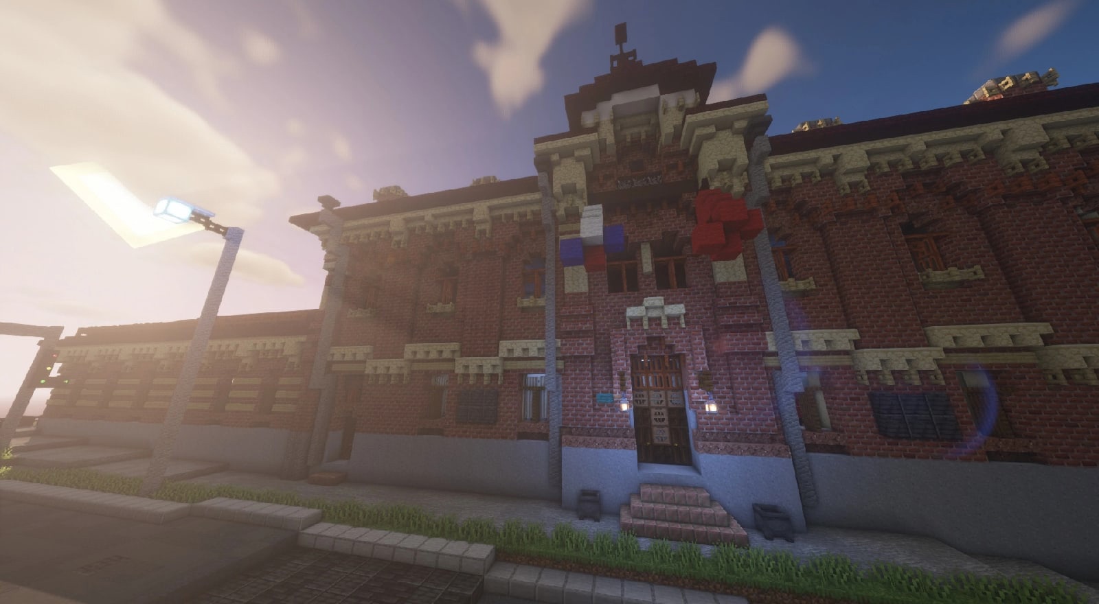 В шапке группы «Владимир | Город Майнкрафт» «ВКонтакте» обозначена дата начала строительства — 25 октября 2020 года. Когда карта будет готова — неизвестно. Однако она разрастается все больше, разработчики опубликовали тизер и скриншоты с приятной отсылкой в «родные 2015-е».