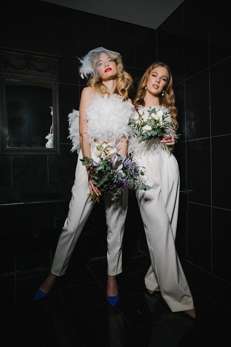 Давайте взглянем на первый этап «Завтрака с невестой», в частности показ актуальных свадебных платьев от владимирских и, что случилось впервые, ивановских дизайнеров!